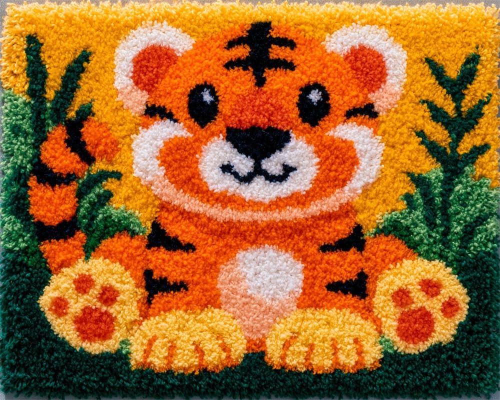 FWRTYCB Latch Hook Rug Kits,Cute Smiling Little Tiger