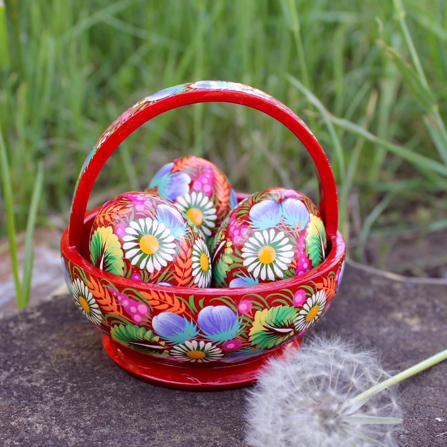 Easter Decoration Small Wooden Easter Basket 9 х 9 cm with 3 Hand-Painted Colorful Wooden Small Eggs. Easter Table Decoration and Special Easter Gift Ukrainian Handmade (Red)