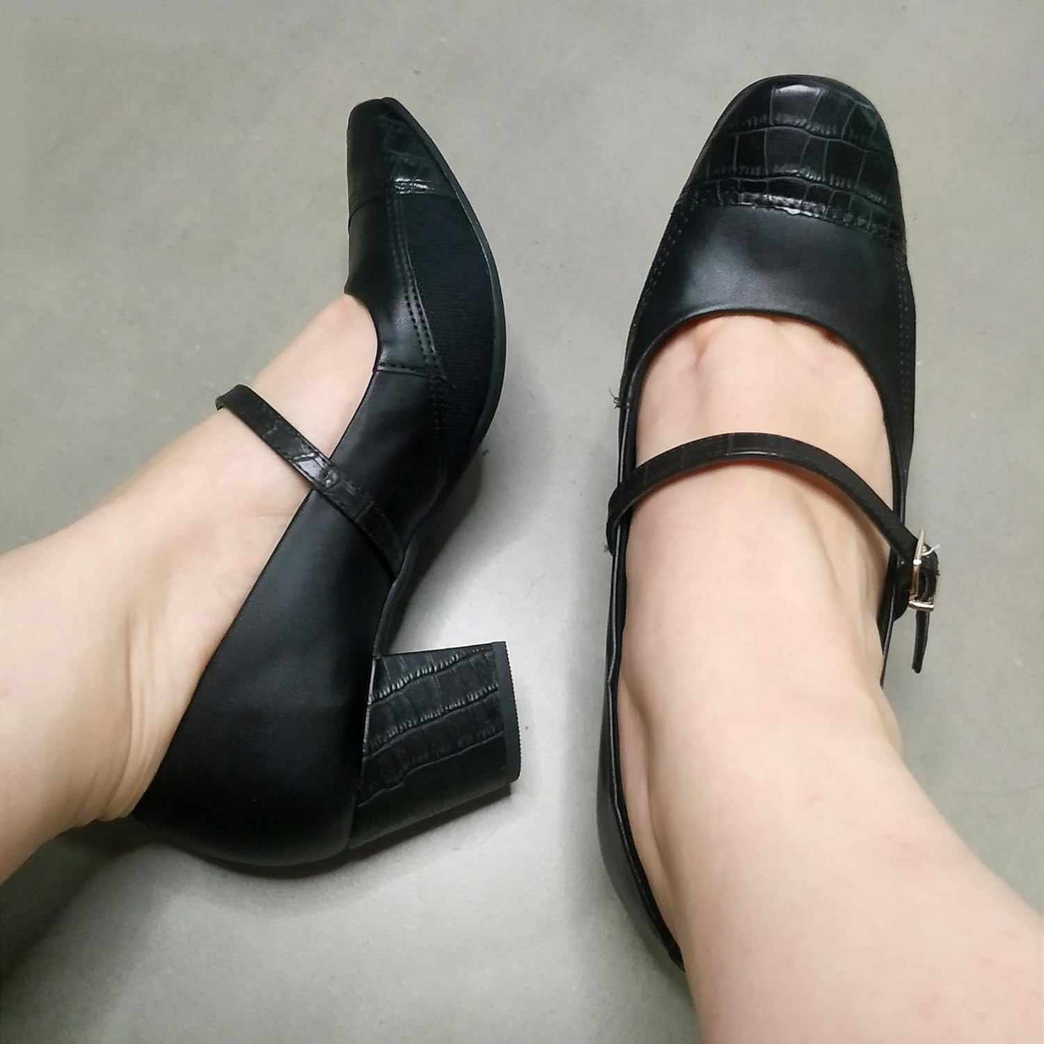 Sapato Conforto Firezzi Boneca Joanete Salto Médio 239541 Scarpin em promoção! Veja a oferta e mais achadinhos de Sapatos sociais 4 Hoje é o melhor dia para comprar Sapato Conforto Firezzi Boneca Joanete Salto Médio 239541 Scarpin com aquele preço maroto! Promoção! Aproveite a oferta! 4