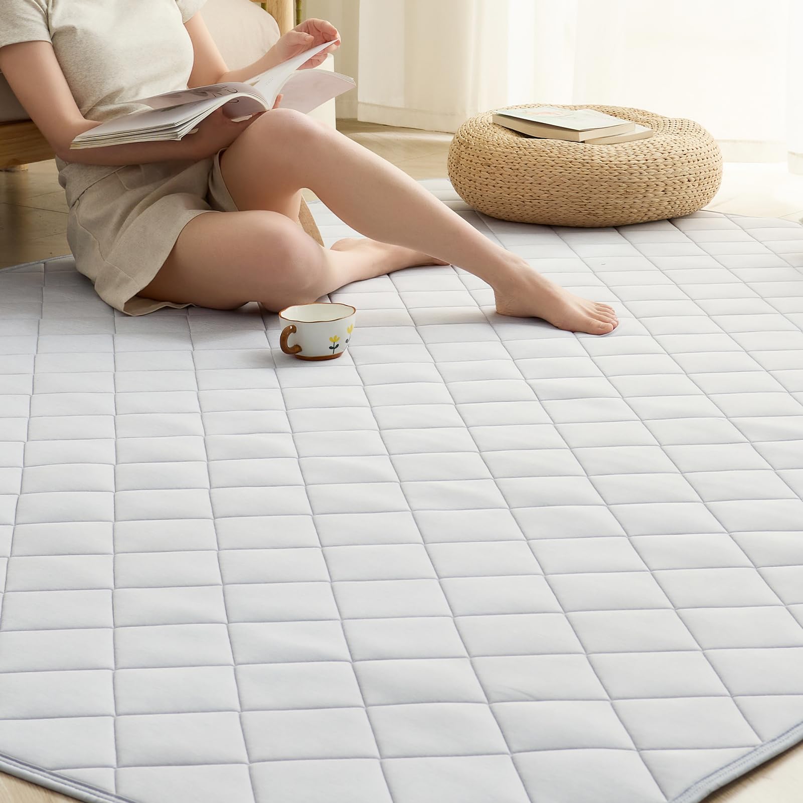 Amazon | VK Living 冷感ラグ 夏用 カーペット キルトラグ 接触冷感