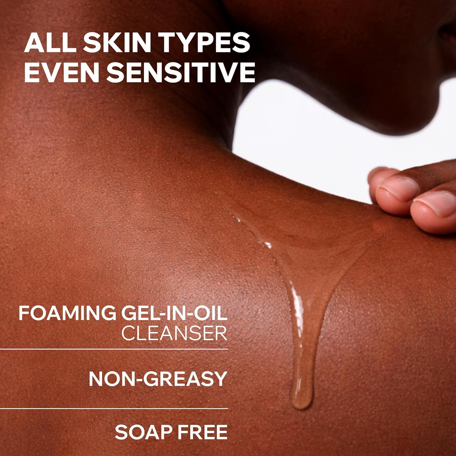 Uriage Cleansing Oil With Glycerin 25%, 2-In-1, Gently Cleanses & Moisturizes, Foaming Shower Oil For The Whole Family, Face & Body, Lovely Fragrance, Soap-Free, Physiological Ph, Sensitive Skin