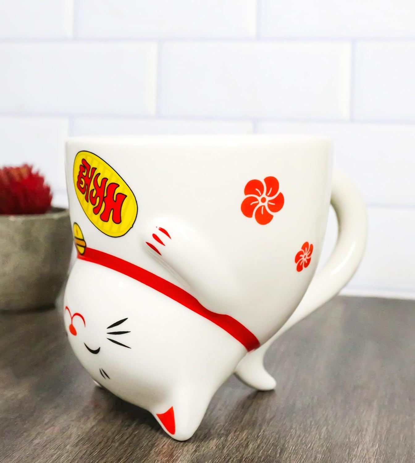 Ebros Gift Pack Of 2 Topsy Turvy Lucky Cat Maneki Neko Ceramic Porcelain Coffee Latte Espresso Cappuccino Tea Mugs Drinking Cups 10oz Home Kitchen Decor Collectible