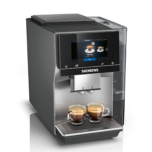 Siemens Kaffeevollautomat EQ700 classic, großes farbiges TFT-Display, 36 Heiß- und Kaltgetränke, Cold Brew, 10 Favoriten, 2-Tassen-Funktion, Steuerung per App, autom. Reinigungsystem, Silber, TP715D01
