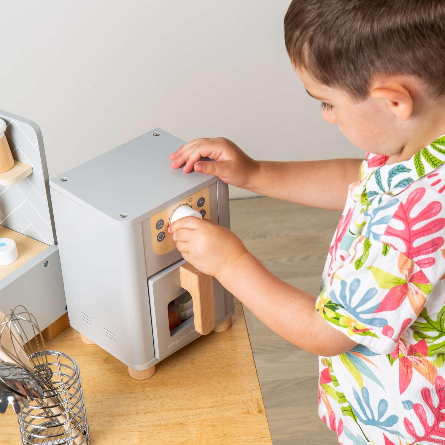 Bigjigs Toys Friggitrice ad aria, accessorio da cucina in legno per bambini, set da cucina ed elettrodomestici, accessori da gioco per bambini, regali per bambini dai 3 anni in su