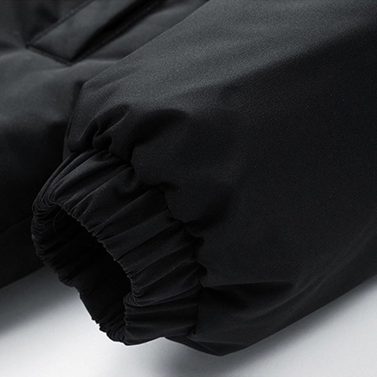 Men's Stand Collar Puffer Jacket Long Sleeve Warm Winter Coats Windproof Insulated Jacket for Running Travel