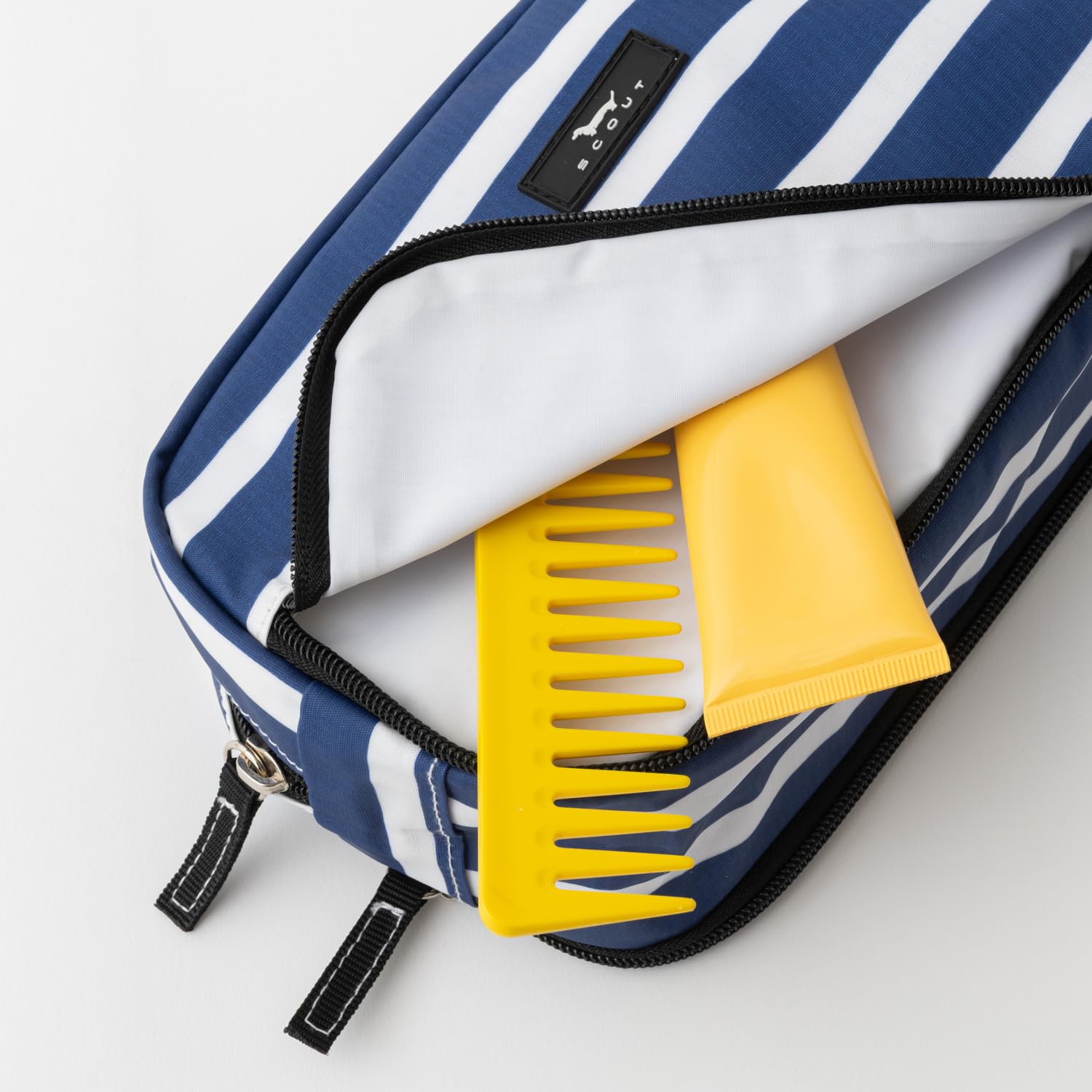 SCOUT 3-Way Cosmetic Bag with 3 Zipper Compartments