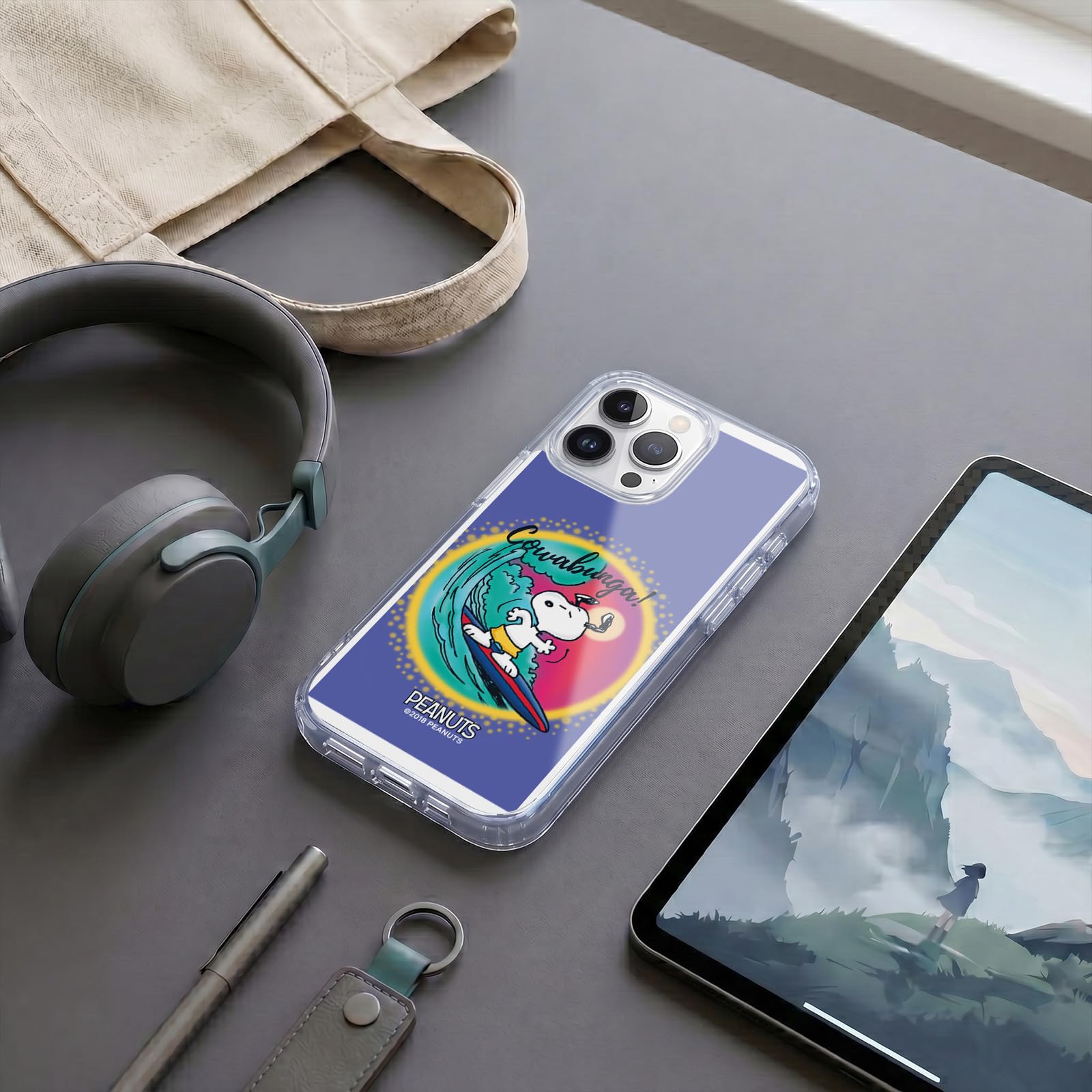 Head Case Designs Licenza Ufficiale Peanuts Cowabunga Surf Snoopy Passeggiata Aerografata Custodia in Gel [Protezione di Grado Militare] Compatibile con Apple iPhone 16 PRO E Compatibile con MagSafe