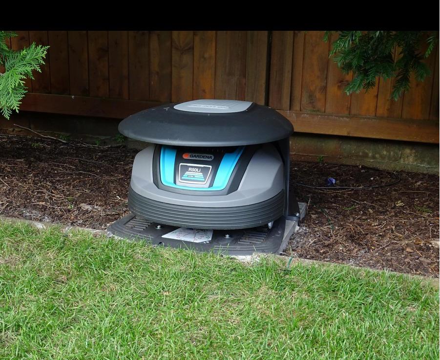 Diese Garage besitzt zwar kein exquisites Design - erfüllt aber ihren Zweck hervorragend :-)