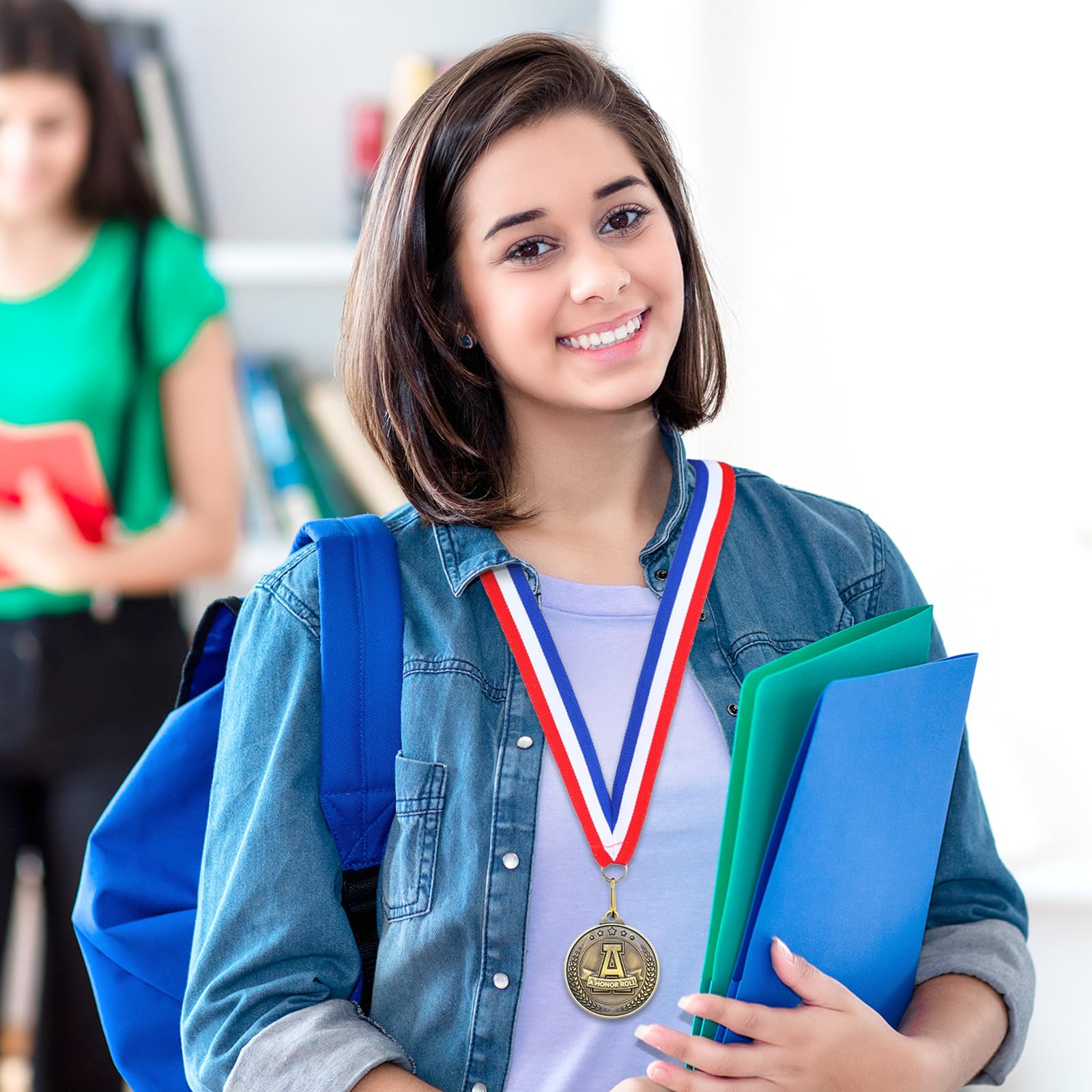 Quelay 30 medallas de oro de 2 pulgadas para ganadores de premios a granel con cintas para el cuello, trofeo de metal, regalo para niños, estudiantes, adultos, escuela, graduación, participación en