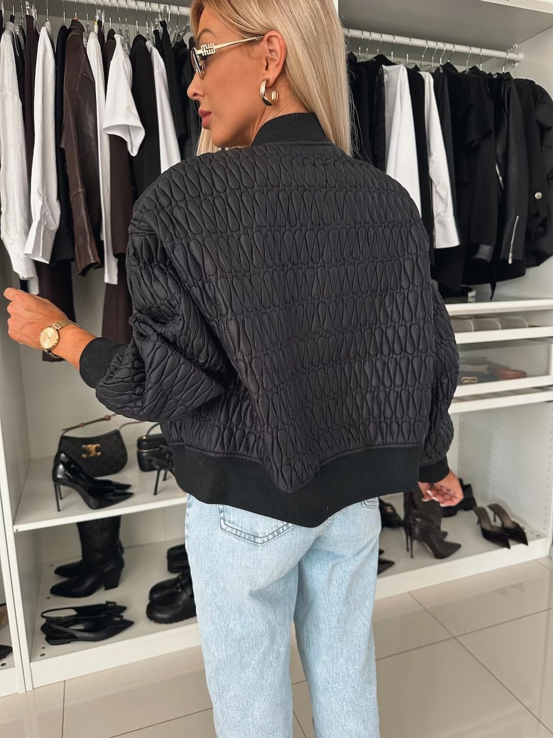 utcoco Women's Quilted Bomber Jacket Fall Winter Casual Zip Up Long Sleeve Cropped Outerwear with Pockets - Image 3