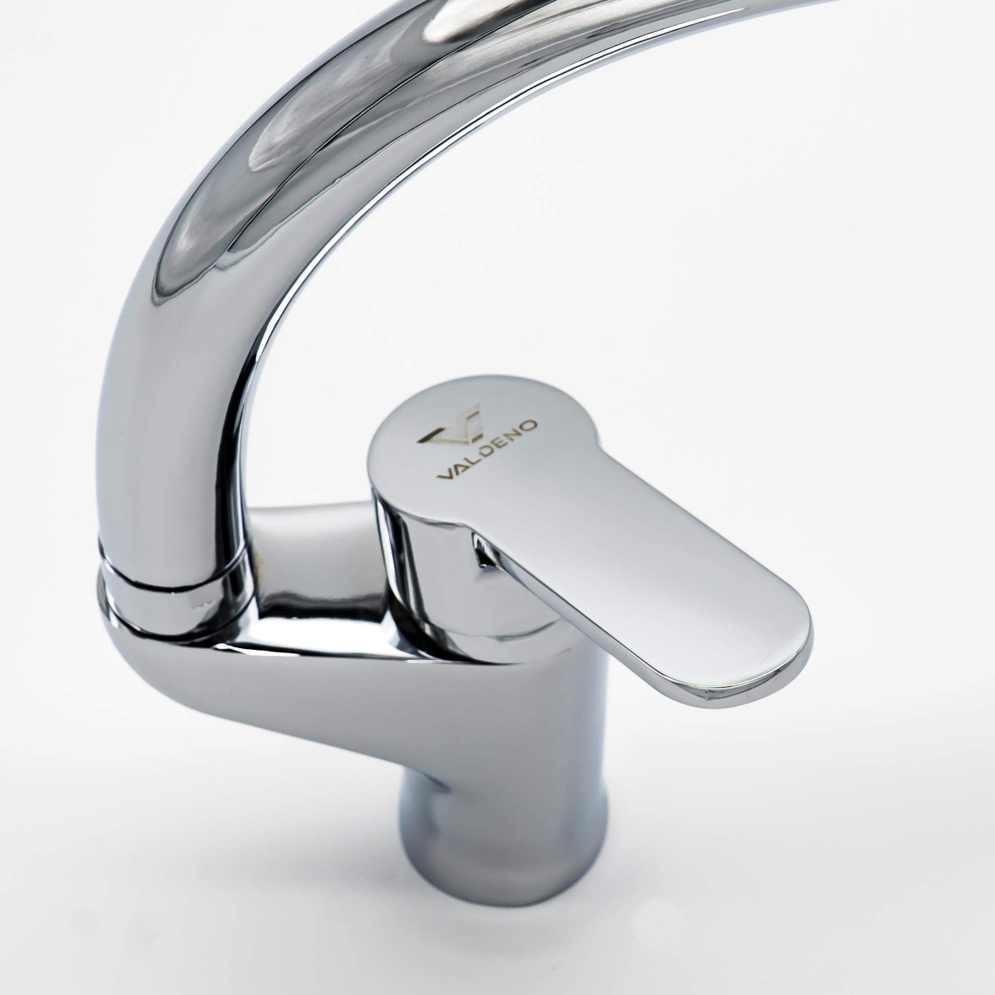 ValdenoVertical Sink Mixer Fiona