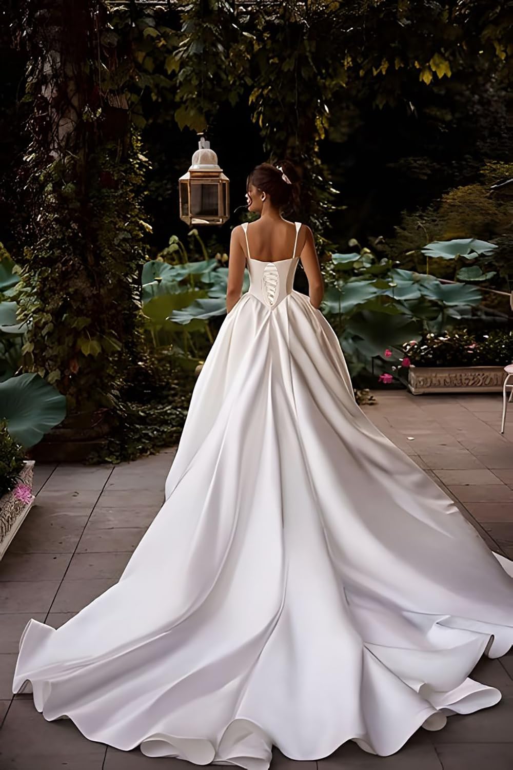 Robe de mariée en satin - Robe de mariée blanche avec traîne - Robe de mariée sans bretelles pour femme - Élégante robe de mariage
