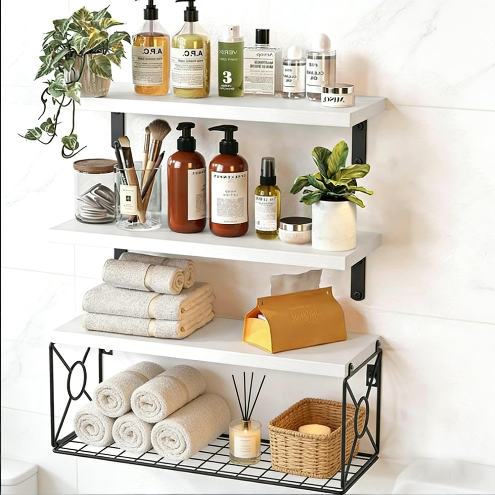 Mensole sospese decorative che uniscono il fascino rustico per una conservazione efficiente in soggiorno o bagno