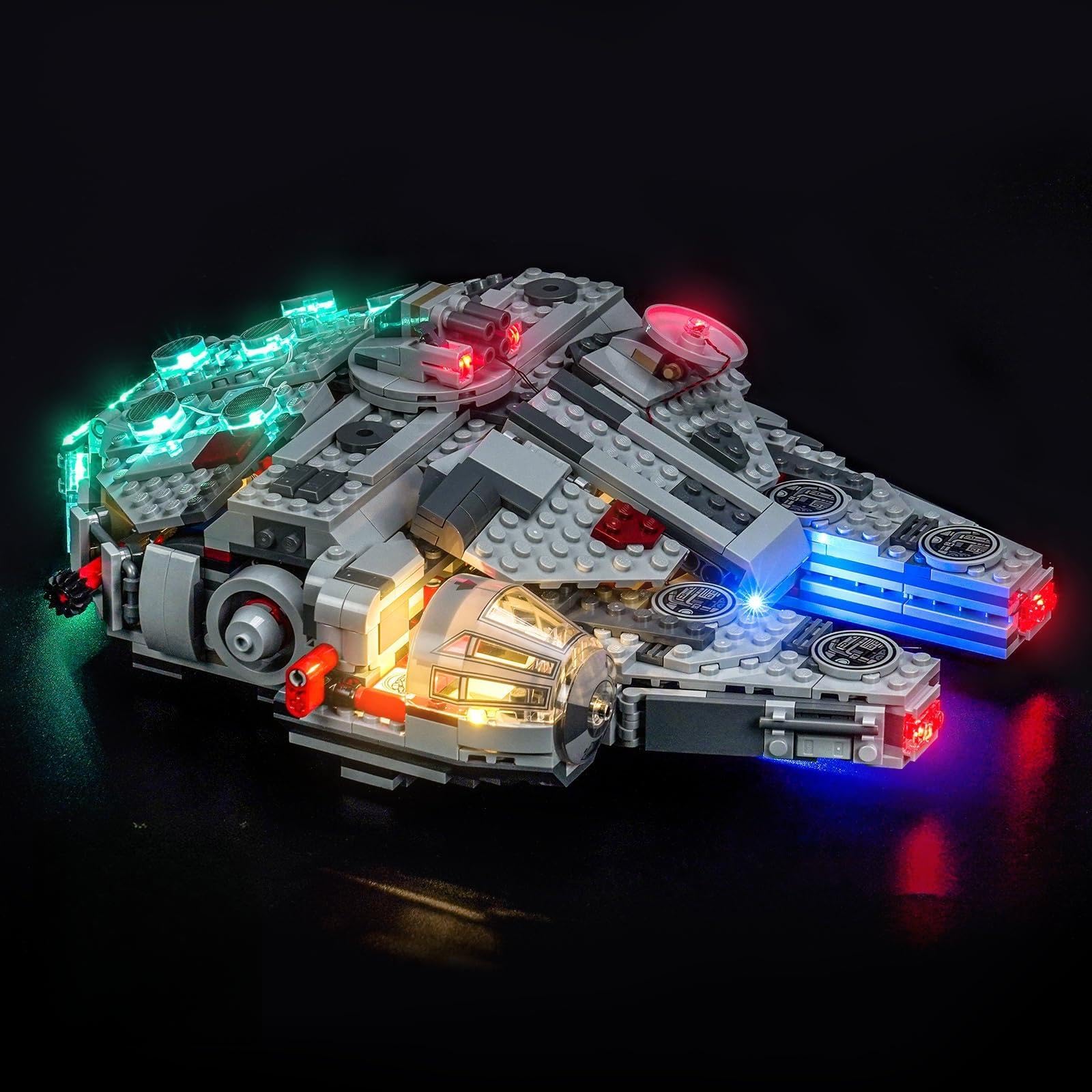 LocoLee Fernbedienung Licht Kompatibel mit Lego SMART Play: Millennium Falke (Kein - Lego-Set) Dekorative Beleuchtung Set Compatible with Lego 75426 Millennium Falcon