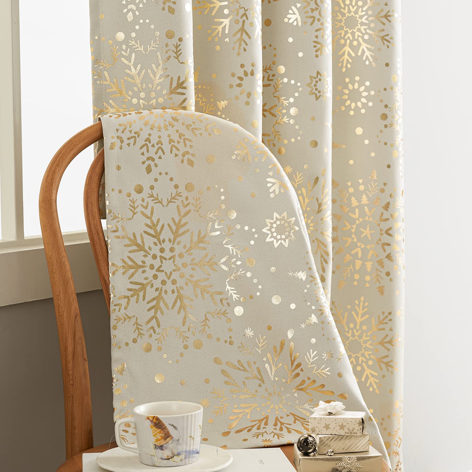 Gold Ivory Blackout Window Curtains for Bedroom 84inch Length Thermal Insulated Sparking Metallic Medallion Curtain Drapes Energy Saving Window Treatment Set for Winter 2pcs