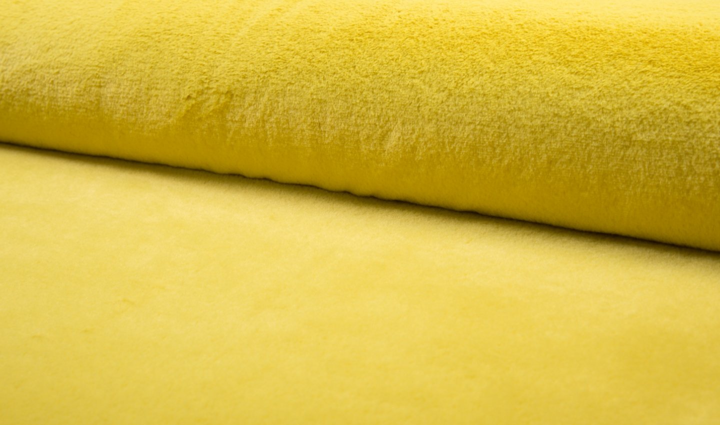 Luxury Short Plush Super Soft Faux Fur Fabric Material - Yellow