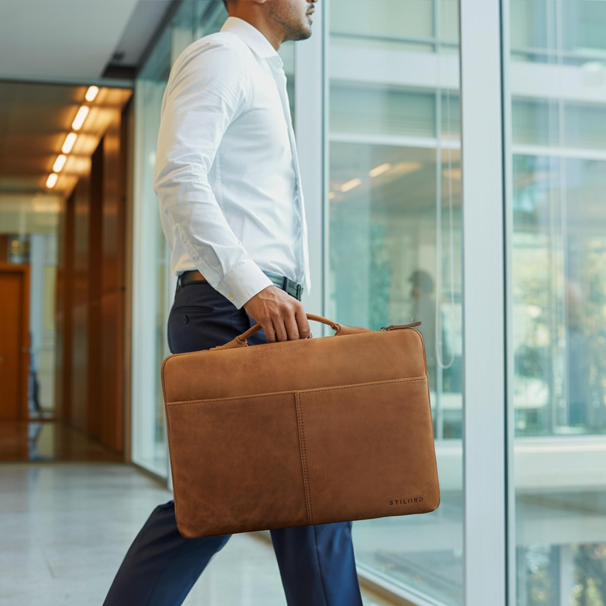 STILORD "Kit" 15,6 Cali Etui na Laptopa Skórzane Wąska Aktówka Męskie Etui na Dokumenty A4 do Pracy Biura Podróże Torebka Biznesowa z Prawdziwej Skóry Kolor:tan - ciemnobrązowy