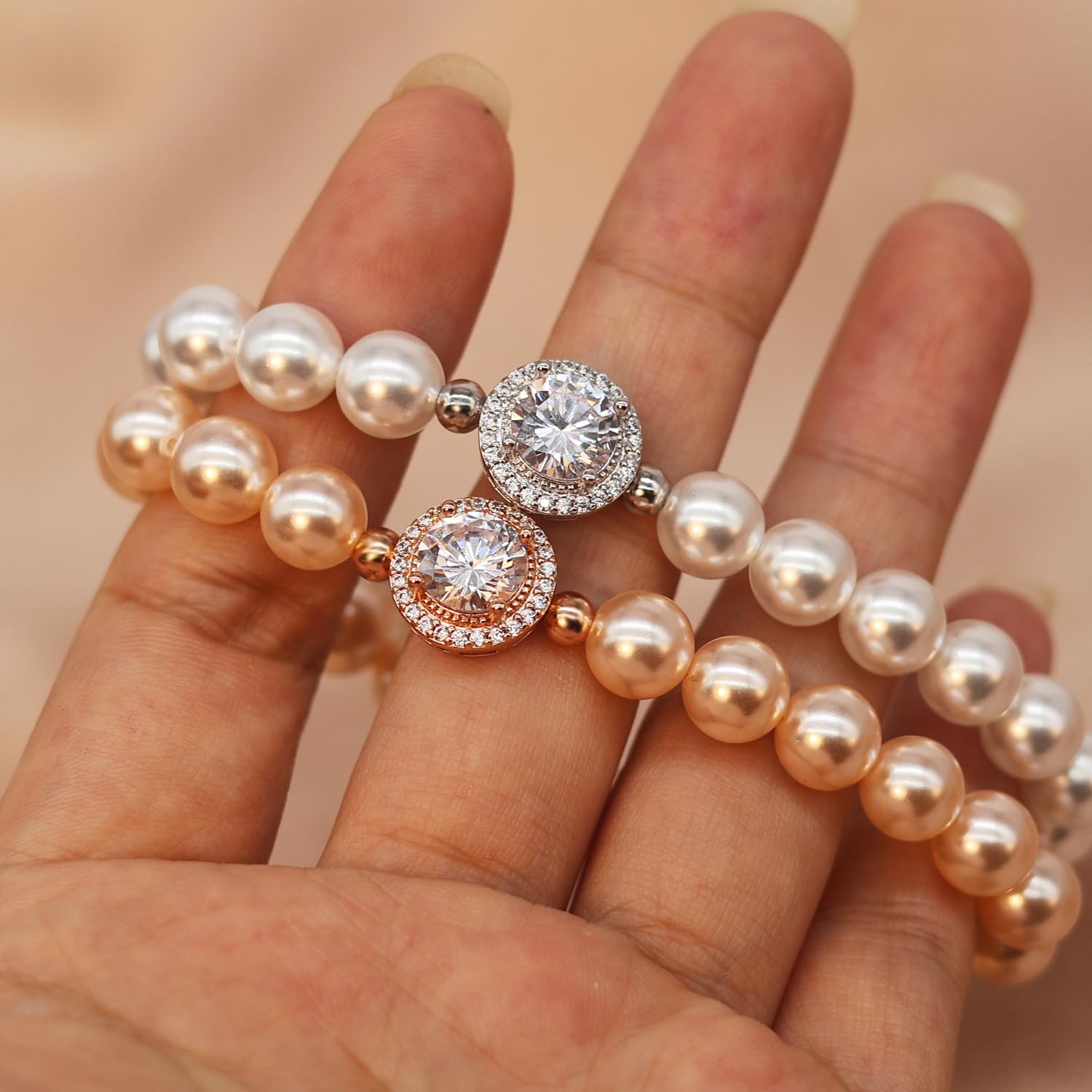 FEIKFEIZ Moissanit-Perlenarmband, 2CT laborgezüchteter Moissanit-Diamant, 18K vergoldet, verstellbares Armband aus Süßwasserperlen.