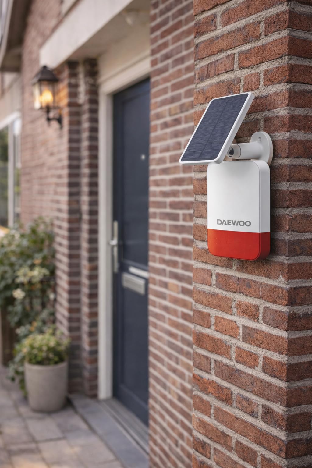 Daewoo Security - Sistema de alarma para casa AM343 - Central WiFi, cámara solar giratoria + interior, teclado RFID, 5 sensores 2 en 1, sirena solar 110dB, sin suscripción, Alexa & Google Home