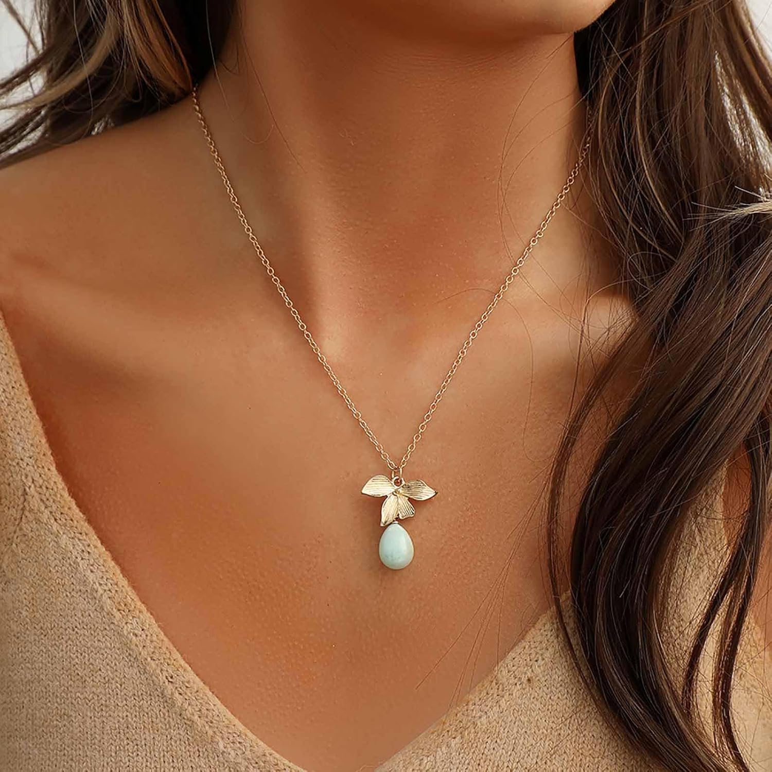 Andelaisi Boho Leaf Choker Necklace Blue Teardrop Gemstone Necklace Choker Gold Waterdrop Gemstone Necklace Oval Gemstone Pendant Necklace Jewelry for Women - Image 2