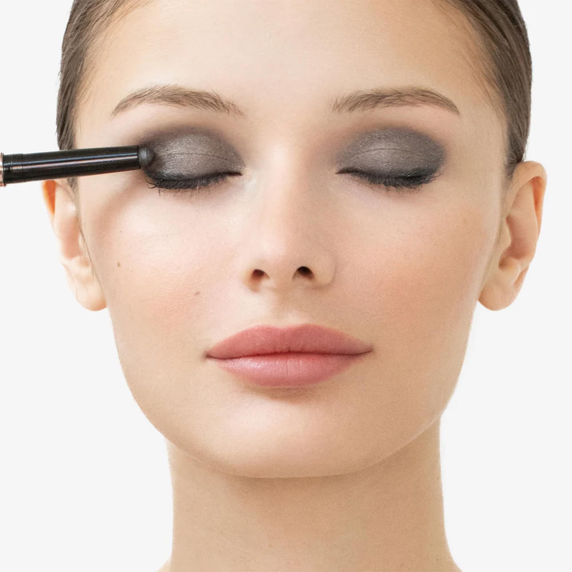 Trish McEvoy Women's 24-Hour Eye Shadow and Liner, Gunmetal, Crystal Gray, 1.64 g / 0.058 Ounce, Crystal Gray - Gunmetal - Image 4