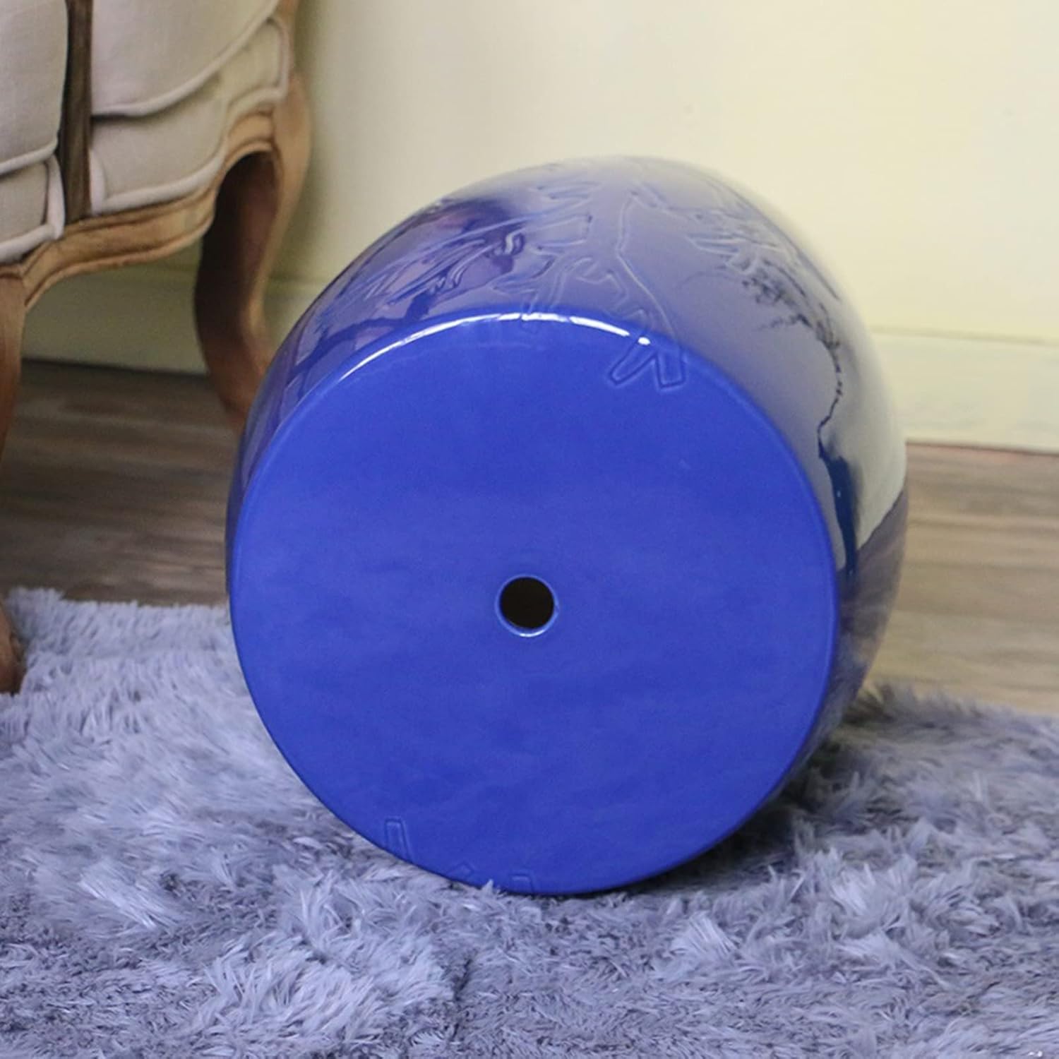Decorative garden stools, Blue Carved Flower and Bird Ceramic Stools, Retro Creative Living Room Shoe-changing Stools with Porcelain Piers, Classical Chinese Garden Study Stools.