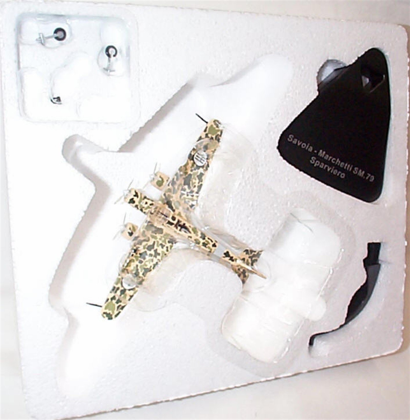 Buy atlas editions Savoia Marchetti SM.79 Sparviero WW11 aircraft 1:144 ...