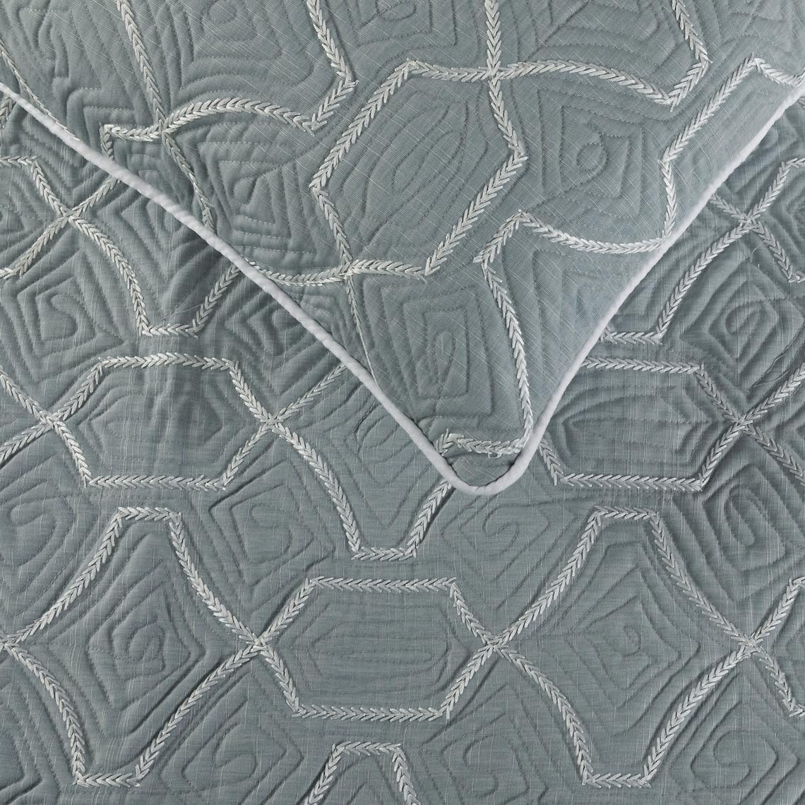 The HomeCentric King Queen Twin Grey Blue Bed Runner with 2 Decorative Throw Pillow Cover, Queen Size 74"x18" Bed Runner with Pillow Cover, Linen Quilted Embroidery, Modern Contemporary - Atmosphere