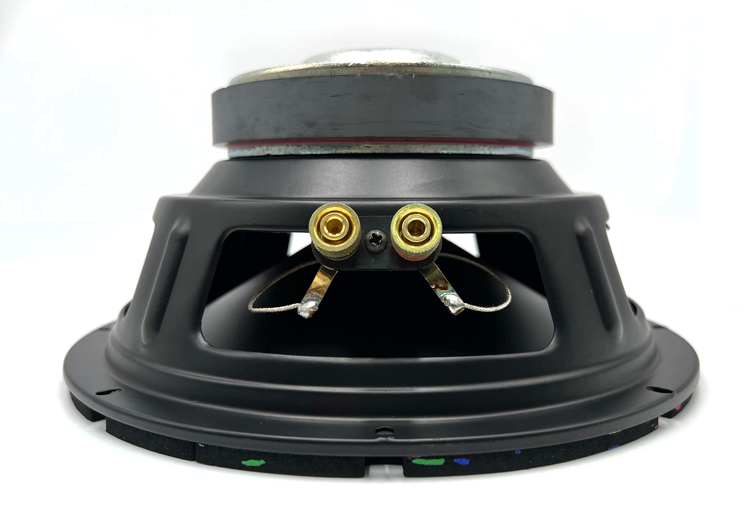 Potente subwoofer KDX1000 de 10 Pulgadas (250mm) con Cono de Mica y una Potencia máxima de 200W y Potencia RMS de 100W. Ideal para realzar los Graves en su vehículo. 1 Unidad