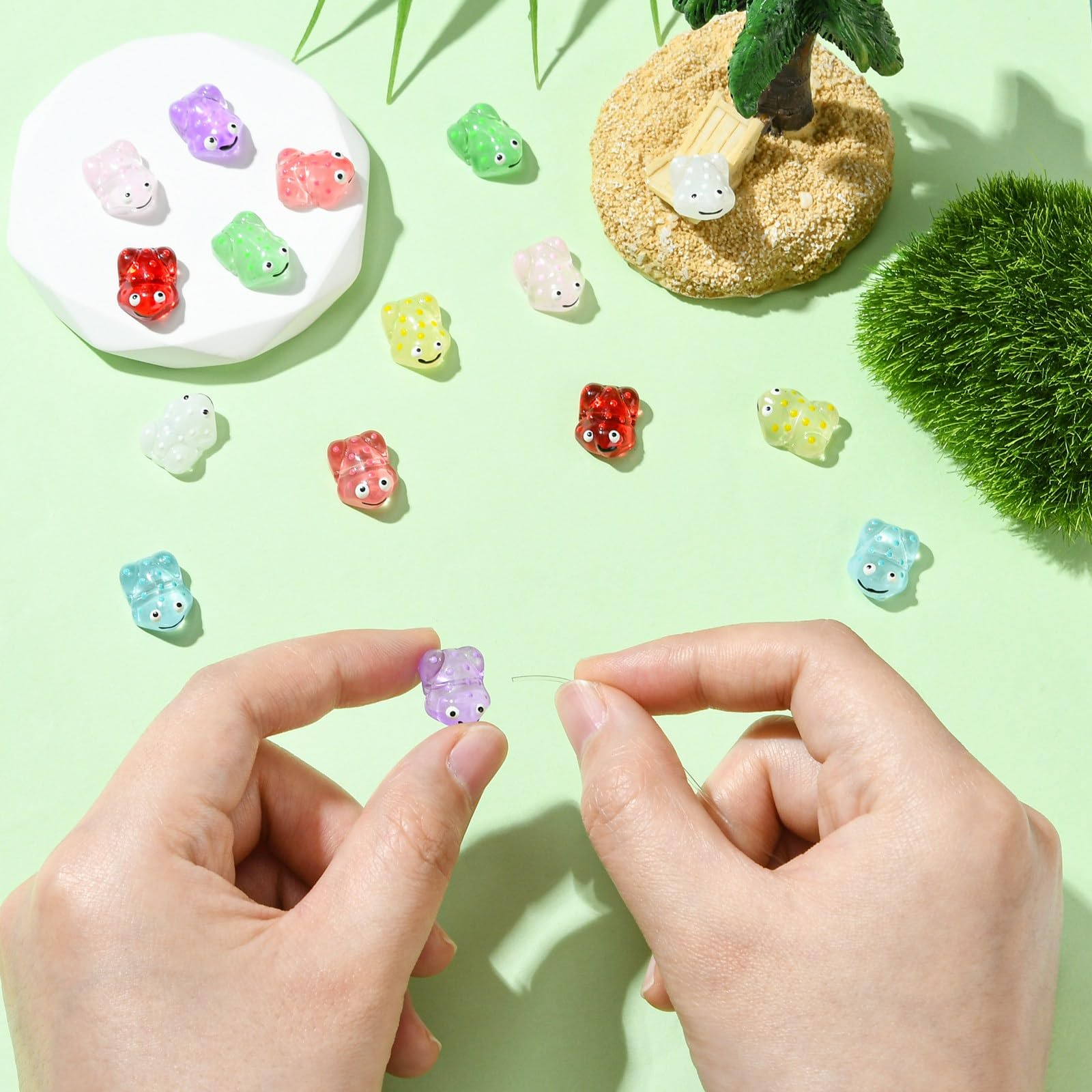 Stiesy 16 Pcs Transparent Frog Glass Beads Hand Drawn Enamel Cute Animal Beads Spacer Bulk for Necklace Bracelet Earring Jewelry DIY Craft Projects - Image 4