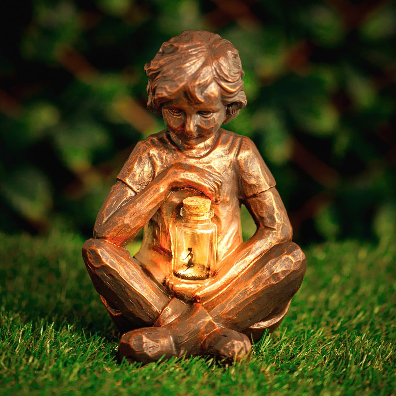 Garden Mile Solar Boy Statue Firefly Jar with Solar Powered Light Lantern Bronze Effect Resin Garden Ornaments Weatherproof Durable Patio Lawn Home Garden Statues Balcony Decor