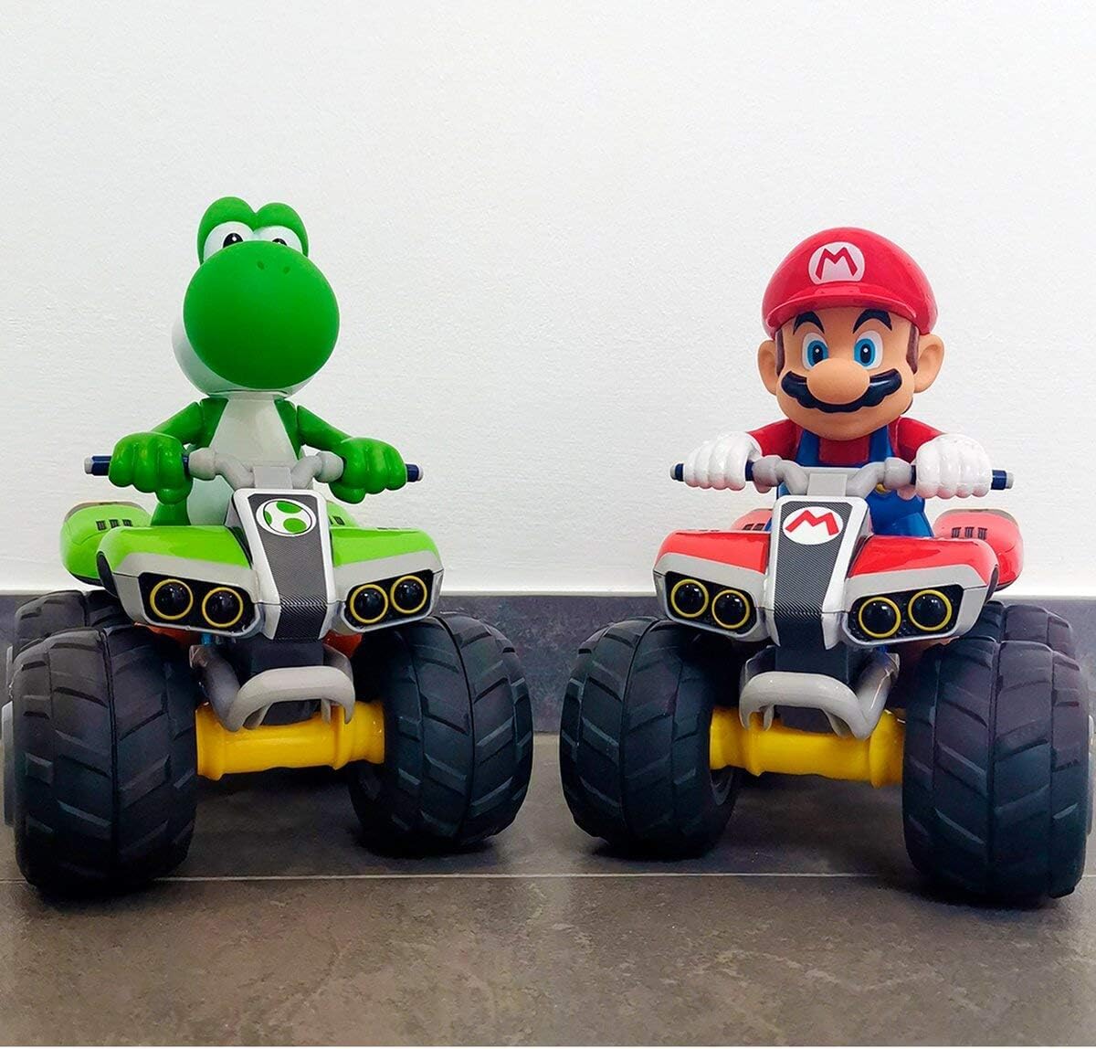 Carrera - 370200997X RC Mario Kart, Yoshi - Quad