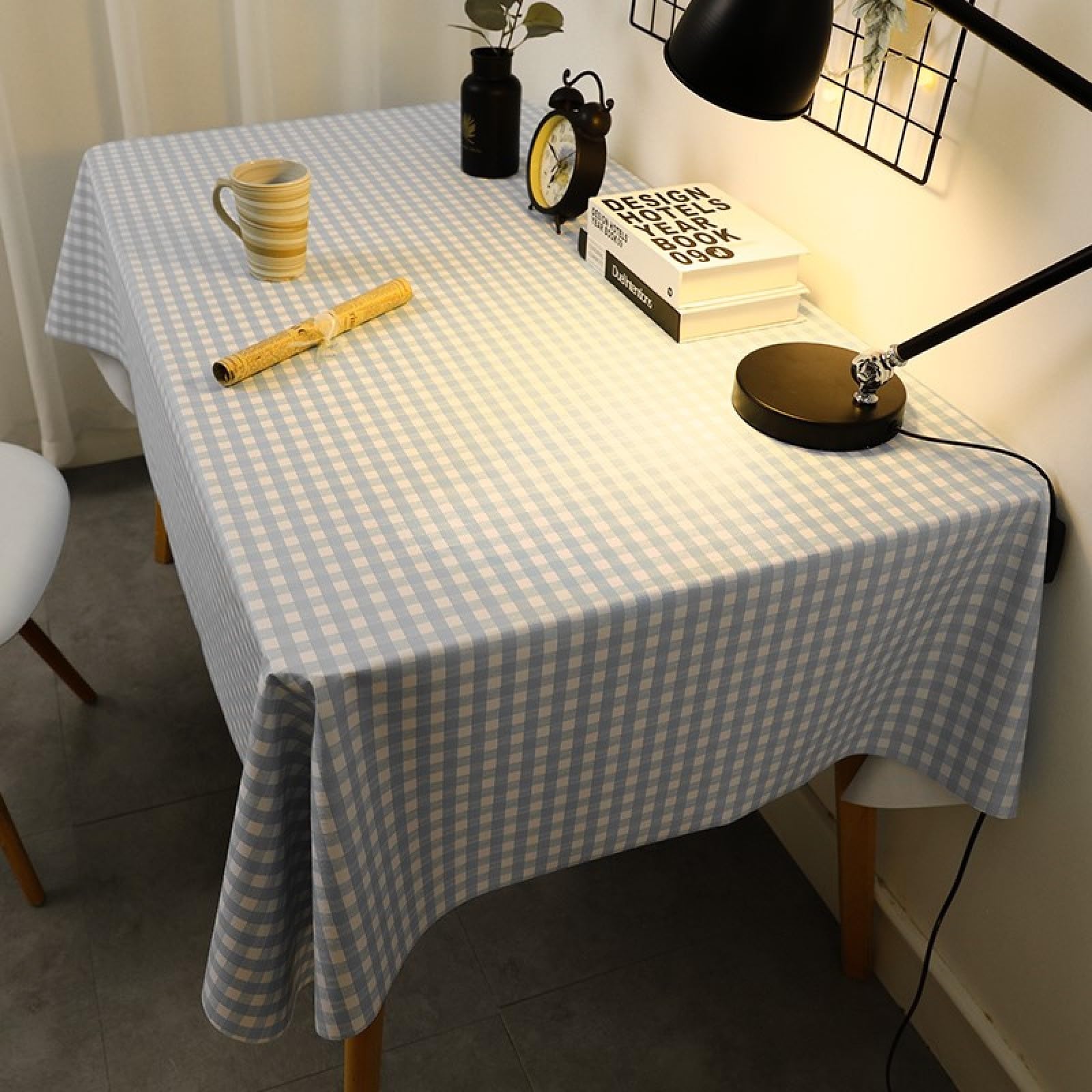 Nappe anti chaud PVC impermeable grise pour table de celebration