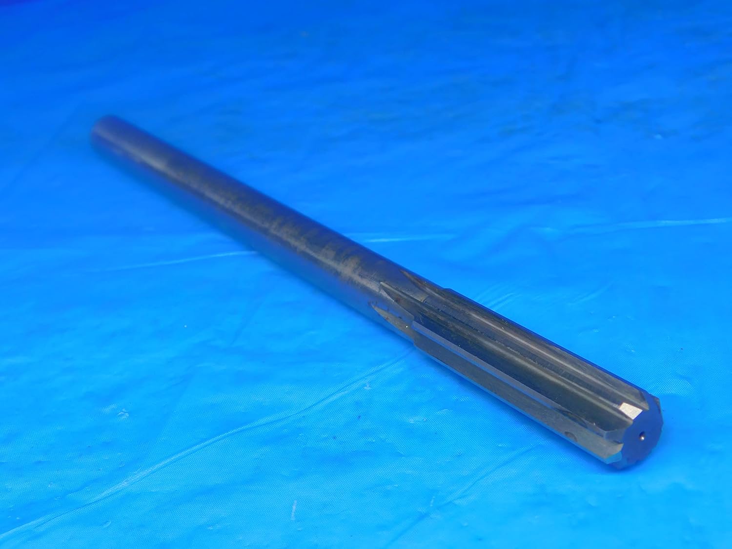 L & I .6255" O.D. HSS Chucking Reamer 9/16 Shank 8 Flute 2 1/4 LOC 9" OAL 5/8 - AR8458AZ2
