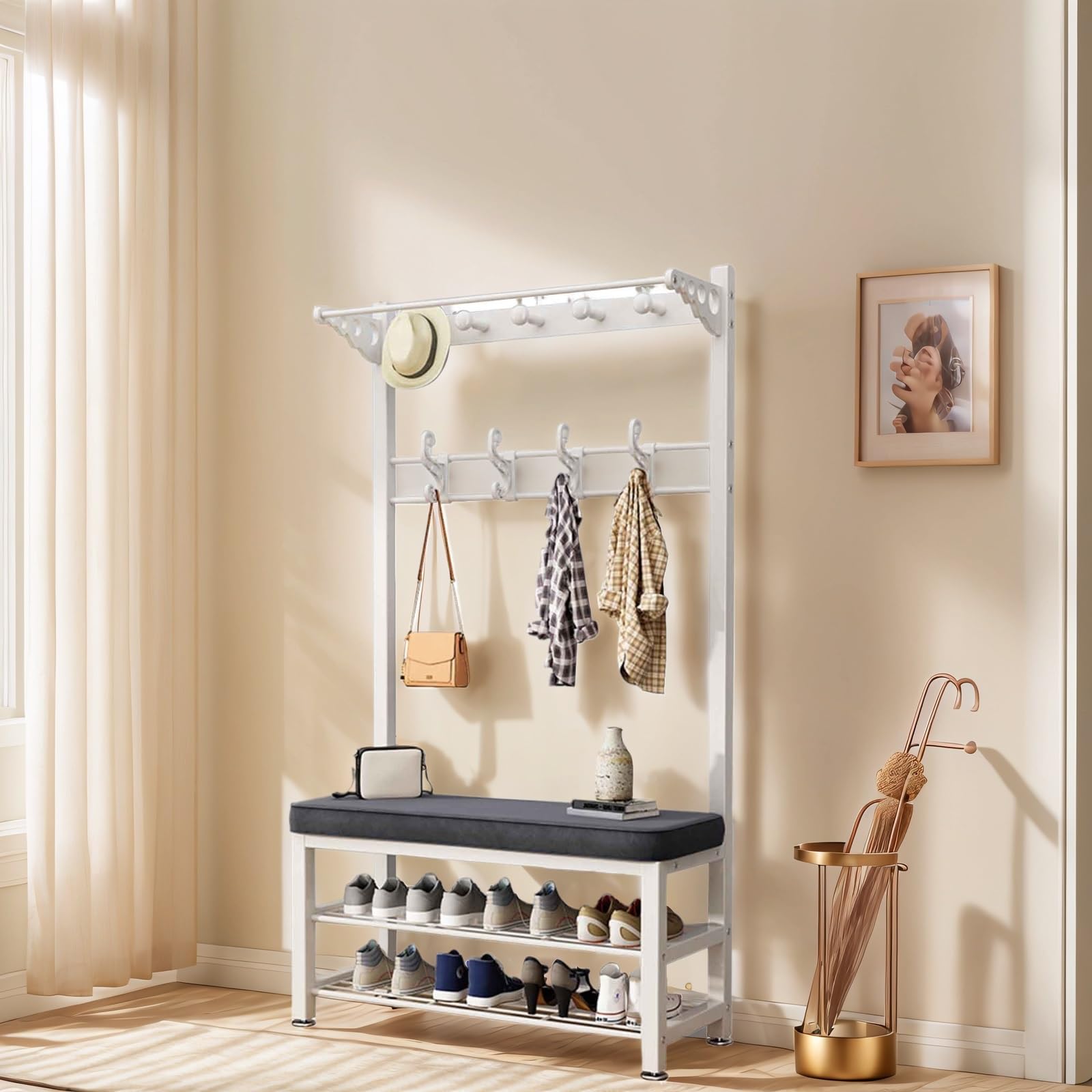 Banc de rangement d'entrée blanc avec double étagère et patères pour chapeaux et vestes