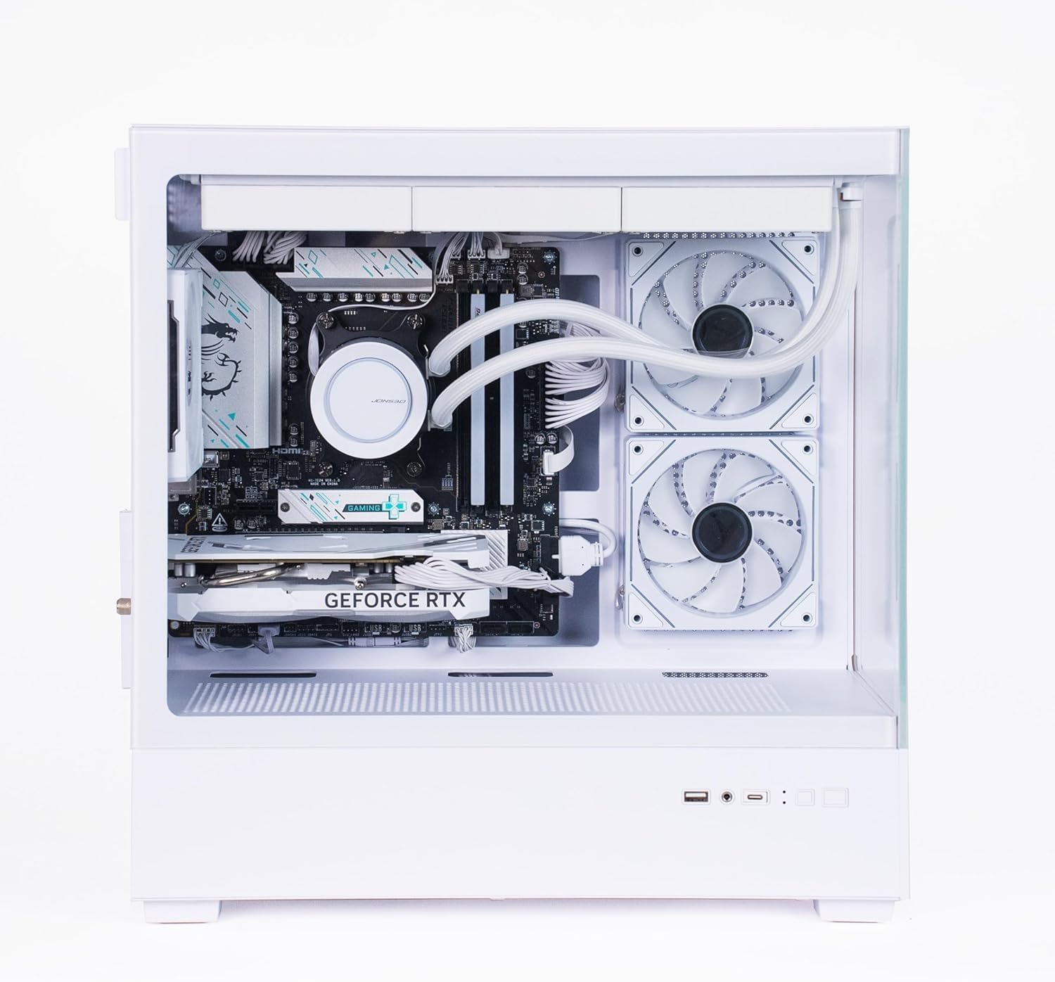 Unleash Your Game: LUXEBYTE Gaming PC White Review