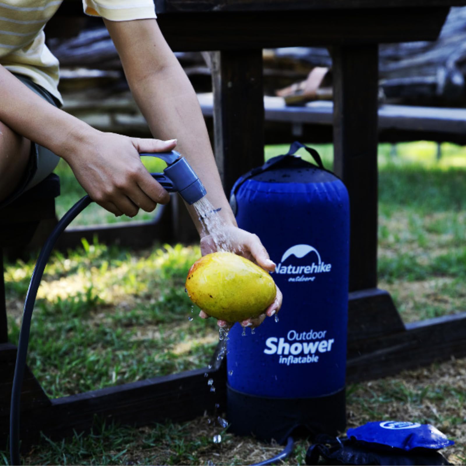 Amazon | Naturehike ポータブルシャワー 簡易シャワー 11L