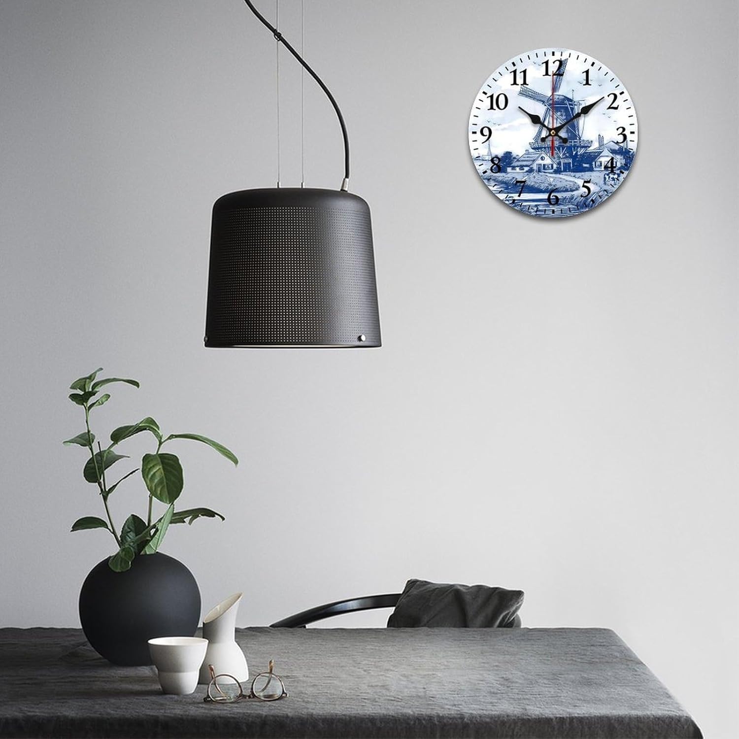 Nederland Cute Vintage Dutch Windmill Delft Blue Silent Wall Clock, Vintage Rustic Decoration Round Wall Clock for Bedroom, Bathroom, Living Room, Home Office(30cm/11.8in)