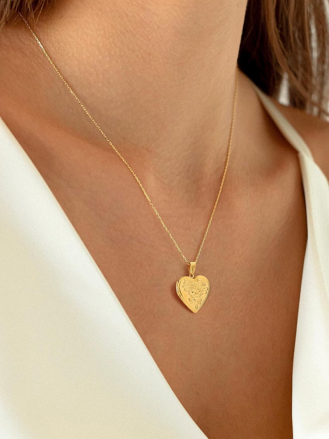 U7 Locket Necklace for Women, Silver/Gold/Rose Gold Custom Photo Text Necklaces, Flower Heart/Round Shape Personalized Picture Pendant Necklace 18 Inch - Image 3