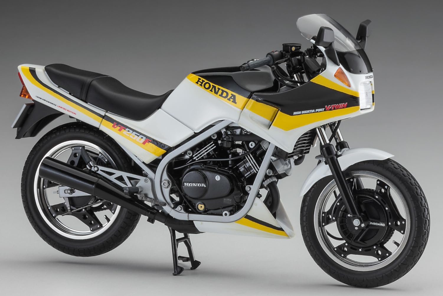 Amazon | ハセガワ 1/12 ホンダ VT250F (MC08) 1985 リミテッド