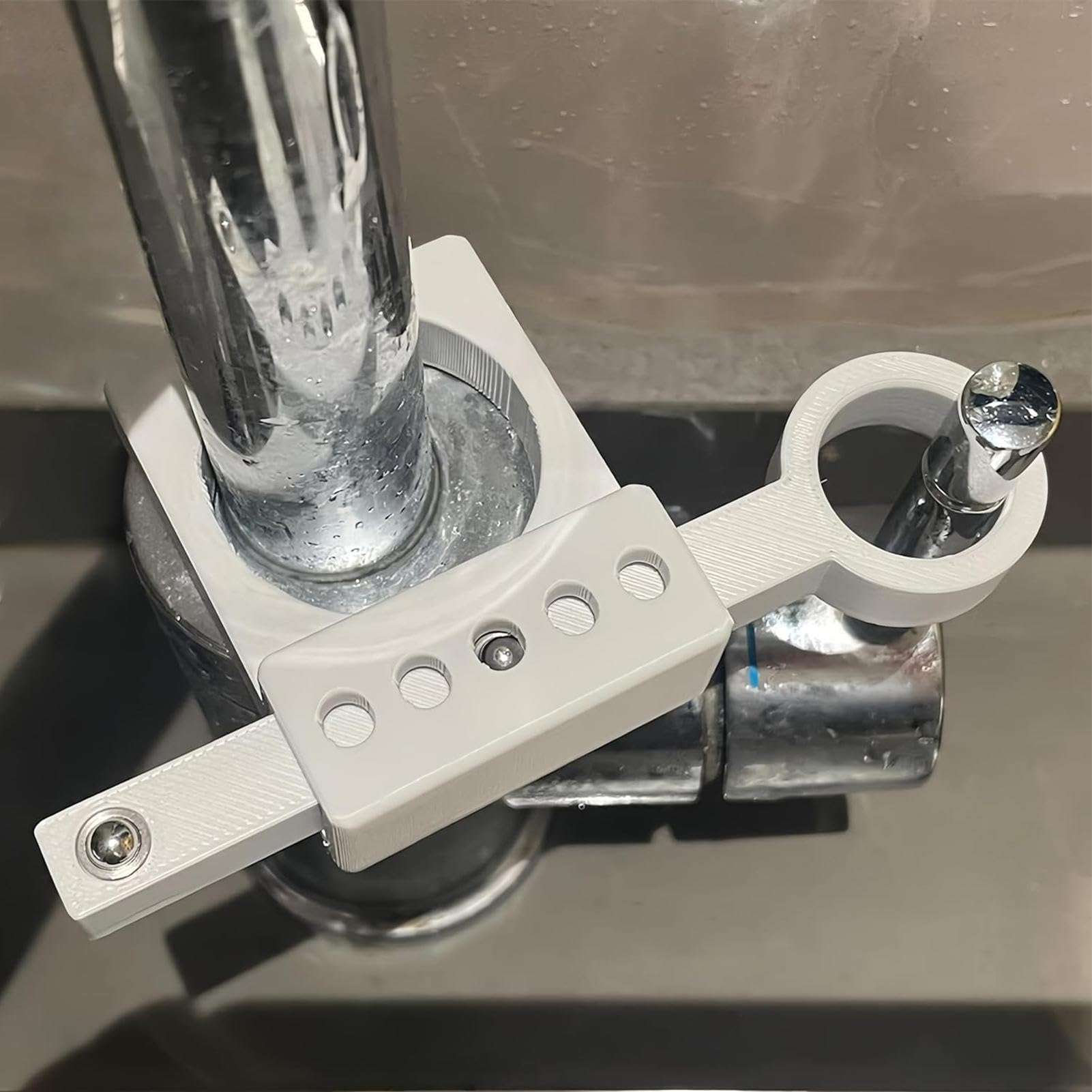 Universal 9-Level Child Safety Tap Lock - Kitchen Sink Tap Lock - for Home, Toilet, Shower, Outdoor, Porch, Balcony, Swimming Pool — view 3