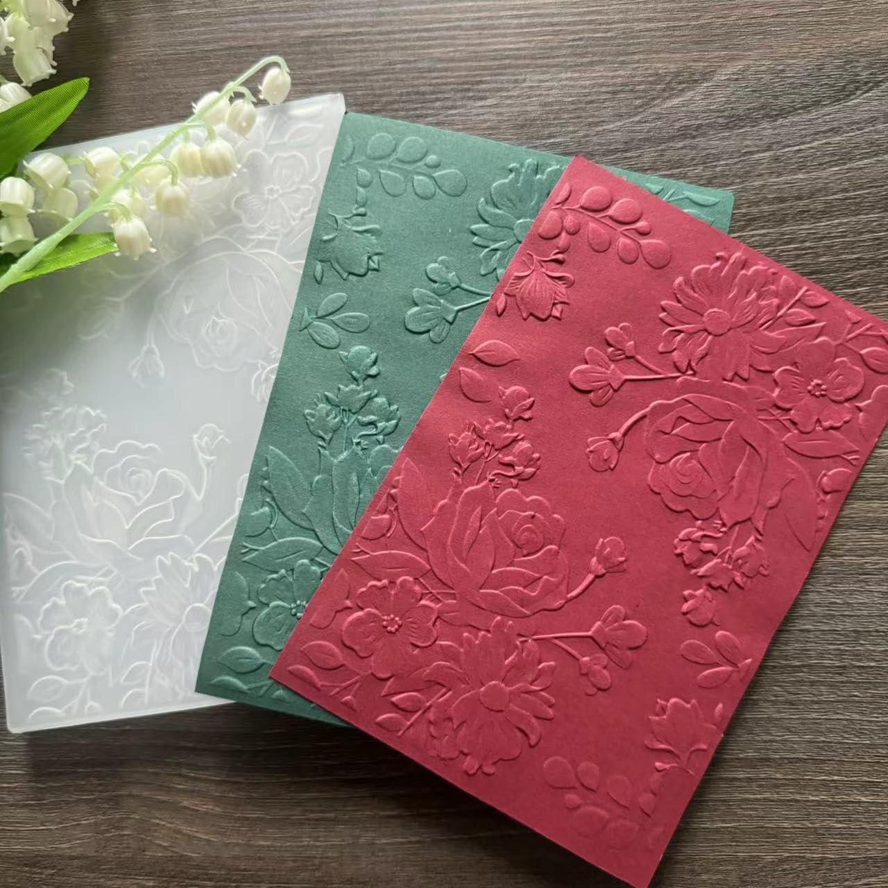 DIYology 3D Flowers Embossing Folder for Card Making,Rose Floral Texture Clear Plastic Embossing Folder Template for DIY Paper Crafts Scrapbooking Polymer Clay Decoration