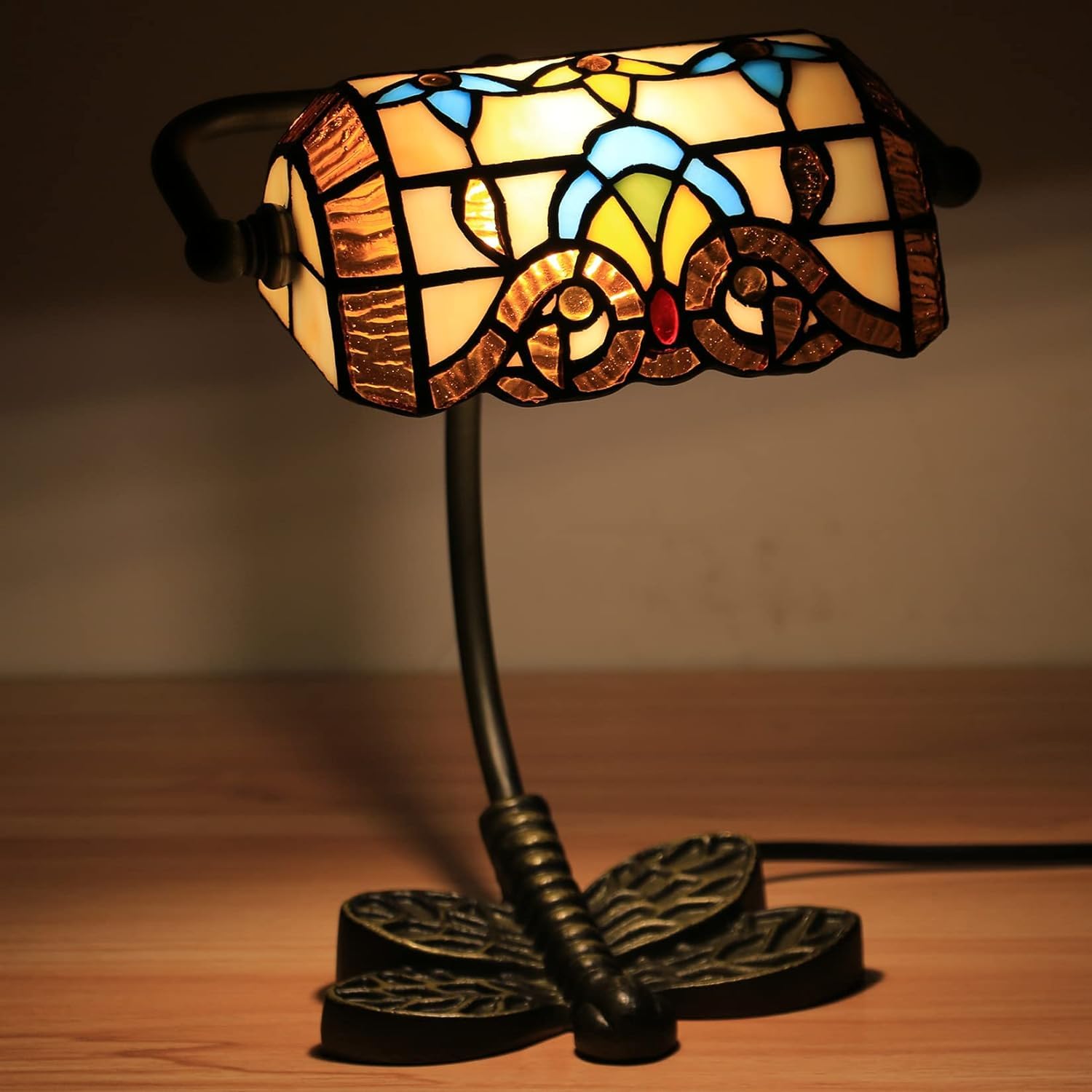 Tradycyjna lampa stołowa w stylu Tiffany Piano Banker Biurko Lampa stołowa 10 cali z gniazdkiem prądu przemiennego Brązowa sztuka kwiatowa Szklany klosz Wystrój do sypialni Dom Nocna szafka nocna Biu