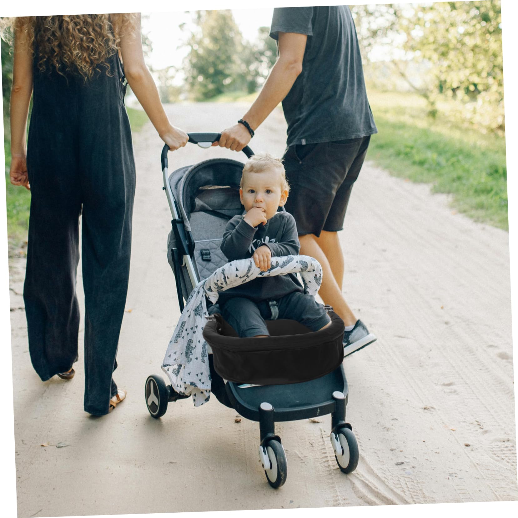Fußstützenverlängerung aus Stoff verstellbare Kinderwagen Abnehmbar Einfache Installation mit Schwarzer Farbe Geeignet für Babywagen und Kinderwagen