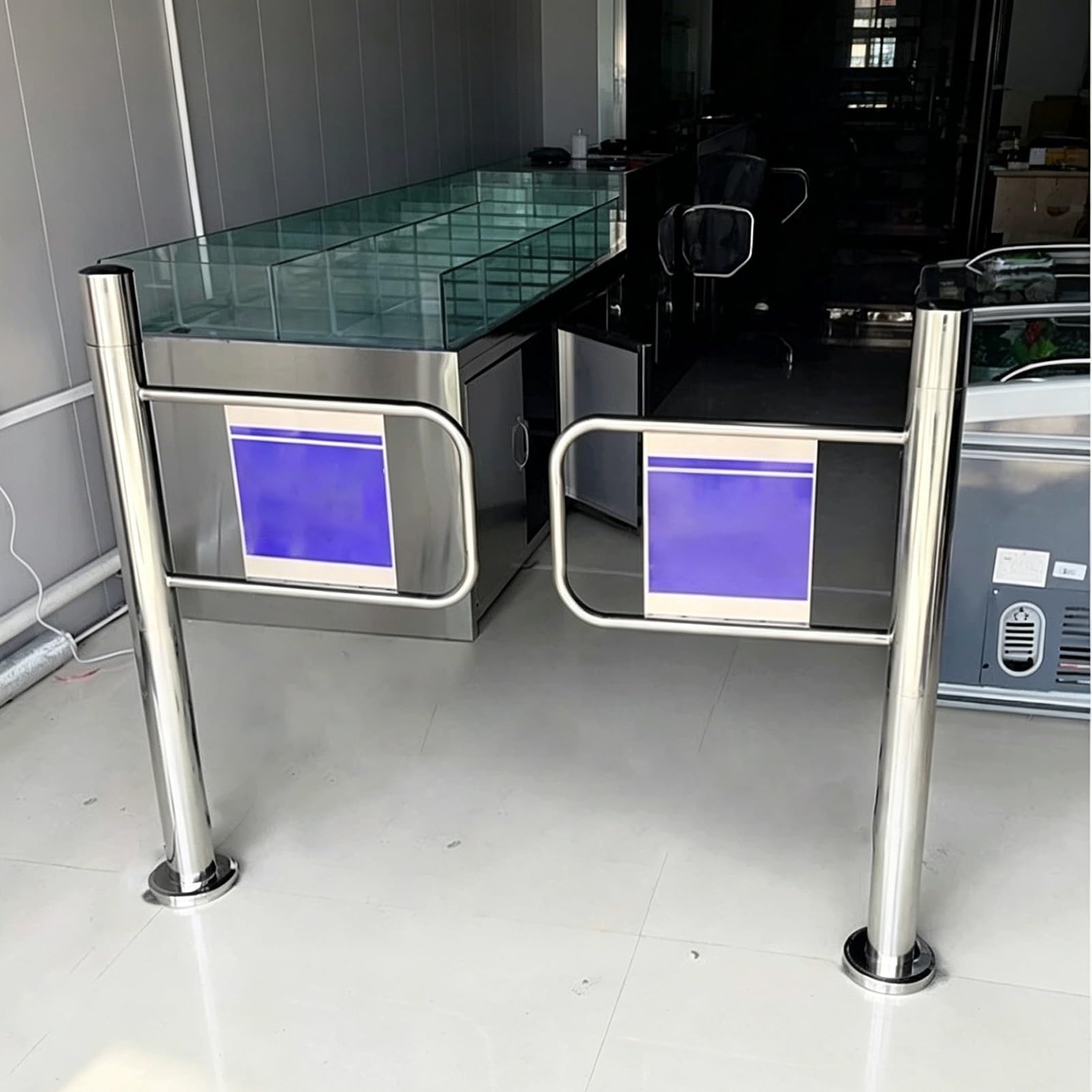 Spring-Loaded Swing Gate for Market Entrance, Commercial Safety Door Metal Pedestrian Gate, Warehouses, Libraries, Scenic Areas Passage Barrier Doors(W 130cm(51in))