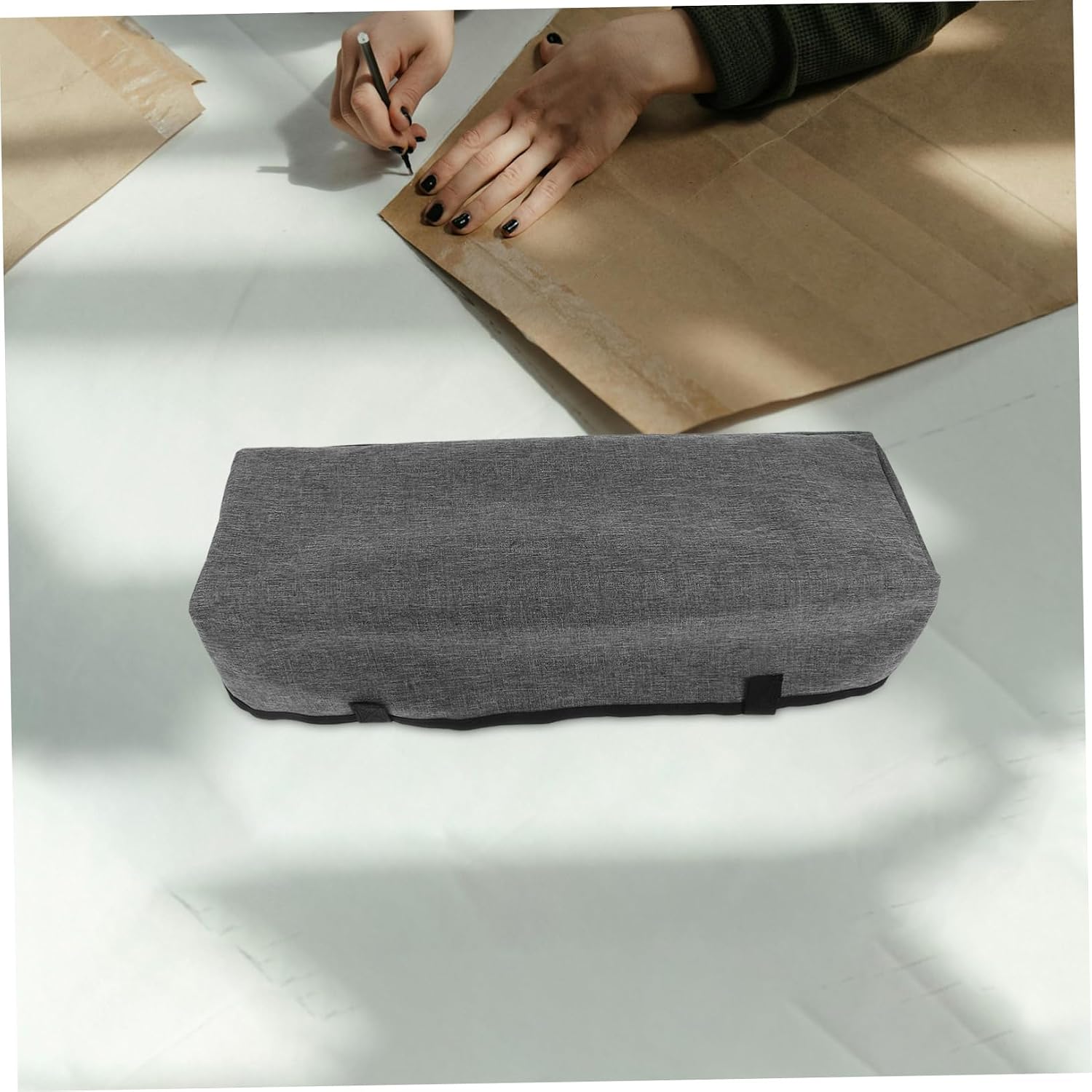 KICHOUSE Dust Cover for Die Cutting Machine with Storage Pockets Protective Cover for and Craft Tools Durable and Lightweight Design for Efficient Workspace Organization