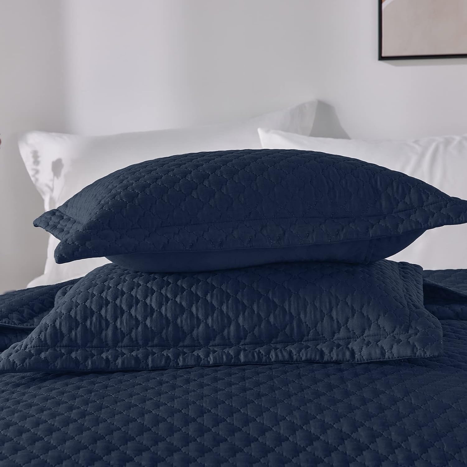 CozyLux Summer Quilt Sets King Size Navy Blue 3 Pieces - Lightweight Soft Bedspread - Lantern Ogee Pattern Coverlet Bedding Set for All Season - 1 Quilt and 2 Pillow Shams - Navy, 106"x96"