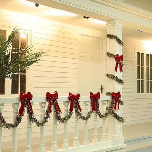 Miniatura 7 de Jutom Guirnalda de oropel de Navidad de 30 pies para barandilla de escaleras con 12 lazos de terciopelo rojo de 12 pulgadas para decoración de
