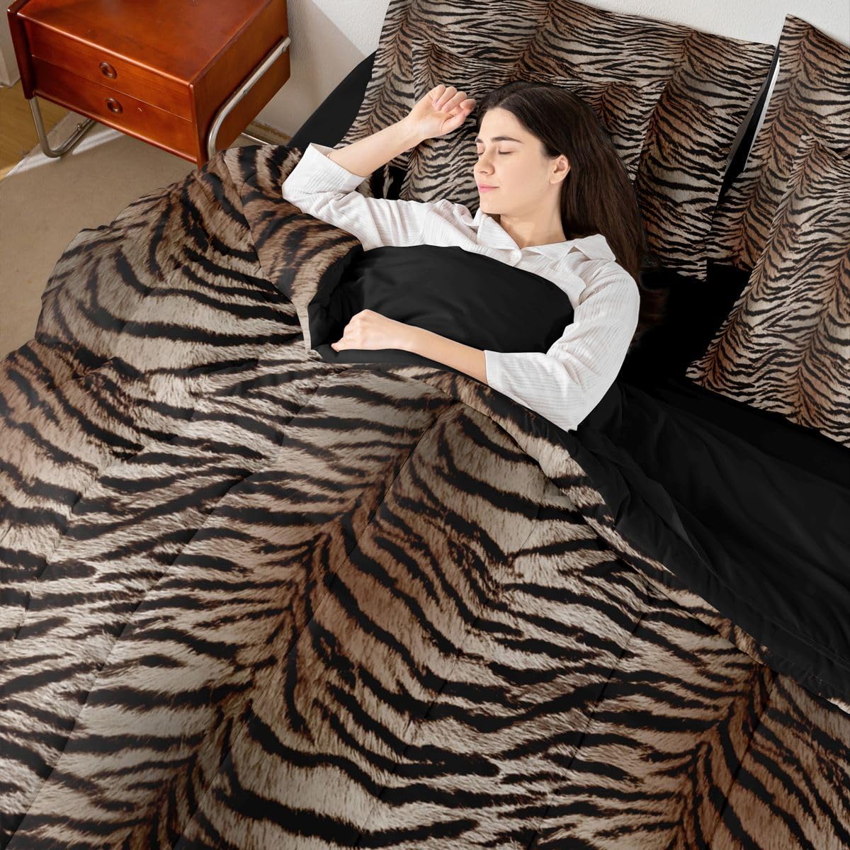 Erosebridal Tiger Printed Queen Comforter Set (Gradient Dark Yellow) for Kids Teens Adults | Wild Animal Print Safari Tiger Print 7-Piece Bedding Set Simulated Animal Fur Printed Quilt Duvet Sets