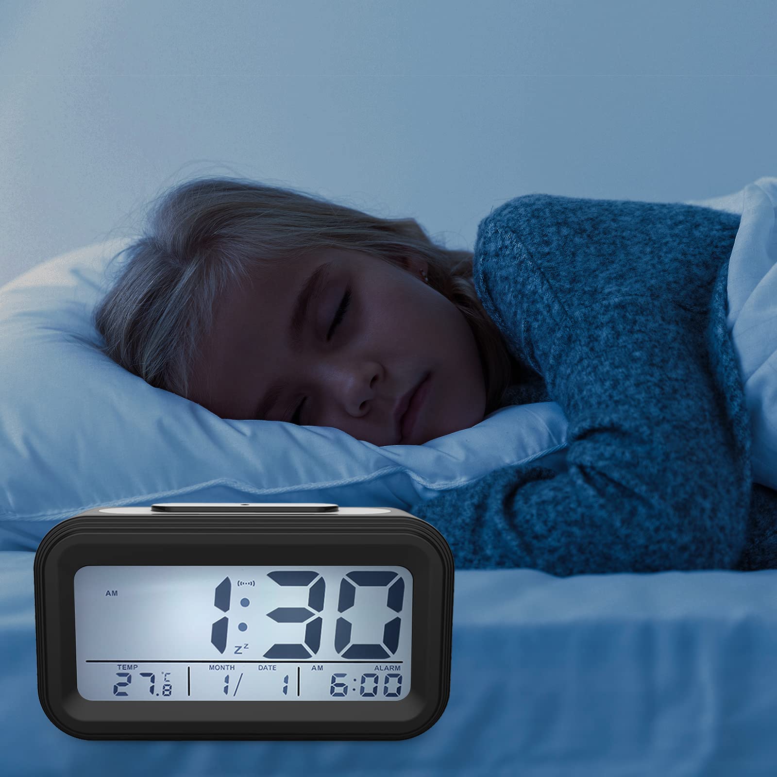 Coolzon Sveglia Digitale, Sveglie da Comodino Batteria per Bambini Adulti, Orologio Digitale Silenziosa Grande LCD Schermo Data Temperatura Funzione Snooze Luce Notturna Allarme Forte, Nero